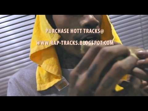 Wiz Khalifa ft. Chevy Woods and Neako - Reefer Party