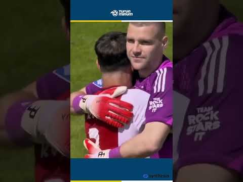 BUNGKAM KRITIK! Maarten Paes Tepis 2 Penalti, Selamatkan Ajax Lolos Conference League