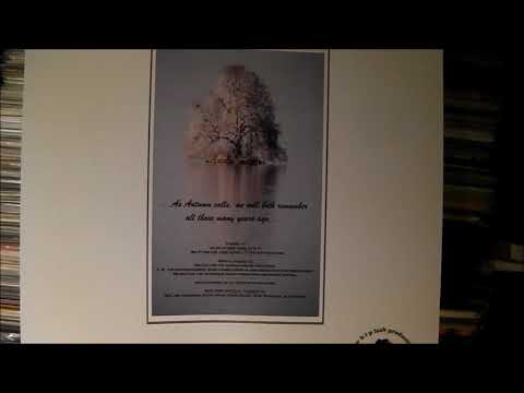 YES Live bootleg box set versions of the Strong Dreams mcv triple album from Boston 1977.