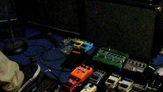 Video thumbnail for maestro boomerang BG-1 vs. vox wah modded by Joe Gagan