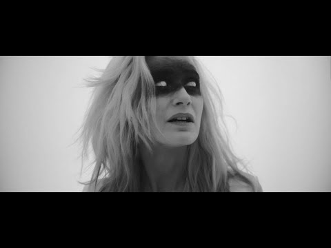 Zsuzzsi- INDULNI KELL (Official Music Video)