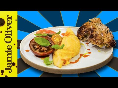 シルキーオムレツの作り方|ジェイミー・オリバー (How to Make a Silky Omelette | Jamie Oliver)