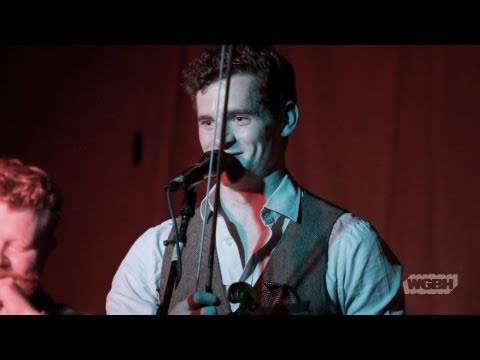 WGBH Music: Battlefield Band - Iain Ghlinn Cuaich [Ian of Glen Quoich]