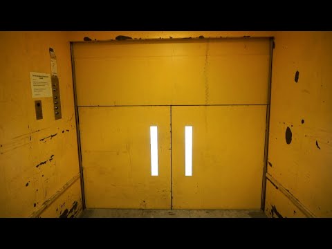 1986 OTIS hydraulic freight elevator @ Jernholmen 38, Hvidovre, Denmark