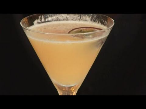 How To Mix A Passion Fruit Martini Cocktail