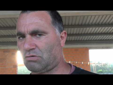 Adepto do febres faz amor à camisola