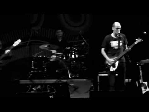 the twist - mayday (live) @ zoldpardon 06.25.2010