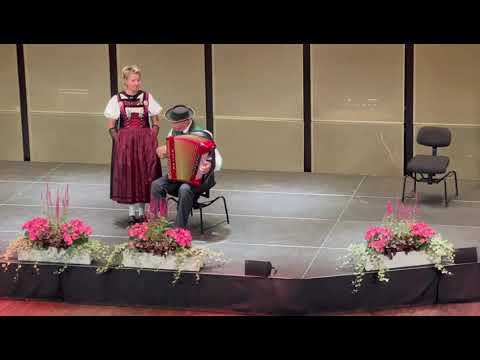 Solojodlerin Conny Wicki - I gloube dra