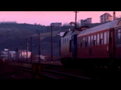 Morning Trains in Oradea (02 04 2013)