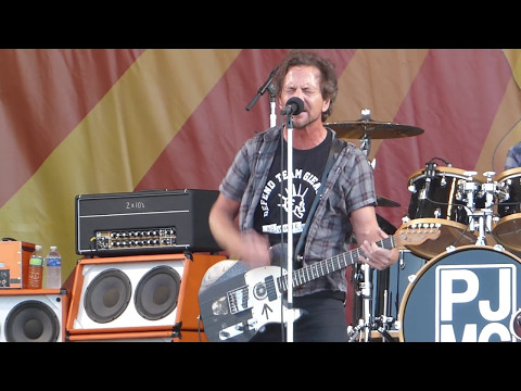 Pearl Jam - Setting Forth → Corduroy (Jazz Fest 04.23.16) HD