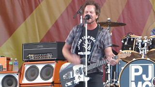 Pearl Jam - Setting Forth → Corduroy (Jazz Fest 04.23.16) HD