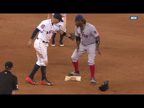 BOS@HOU: Ramirez's steal stands after umpire review
