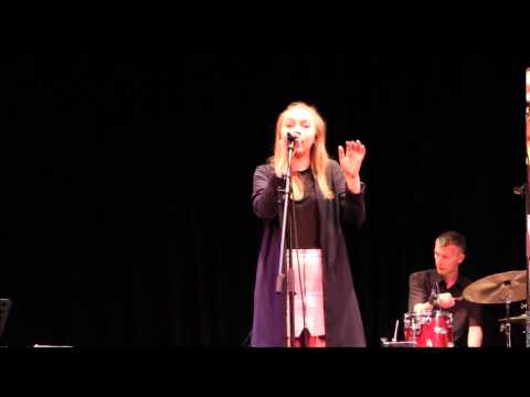 Shuna Lovelle - Love That Lasts (Original) - Live