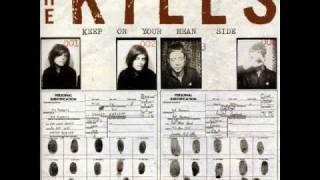 The Kills- Kissy Kissy