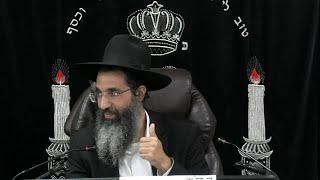 למען אשר יצוה את בניו ואת ביתו אחריו ושמרו דרך השם | הרב שי עובד | ראשון - פרשת לך לך - תשפו (הרב שי עובד) - התמונה מוצגת ישירות מתוך אתר האינטרנט יוטיוב. זכויות היוצרים בתמונה שייכות ליוצרה. קישור קרדיט למקור התוכן נמצא בתוך דף הסרטון