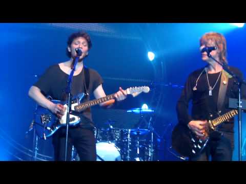 Sur la route Jean-Louis Aubert et Raphaël Galaxie Amnéville 22/12/2012