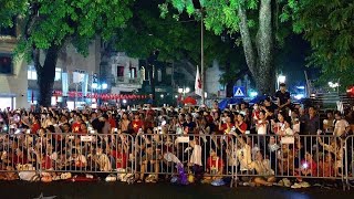 Phố Hà Nôi Trước Giờ Lễ Kỷ Niệm, Diễu Binh, Diễu Hành - Bin Go