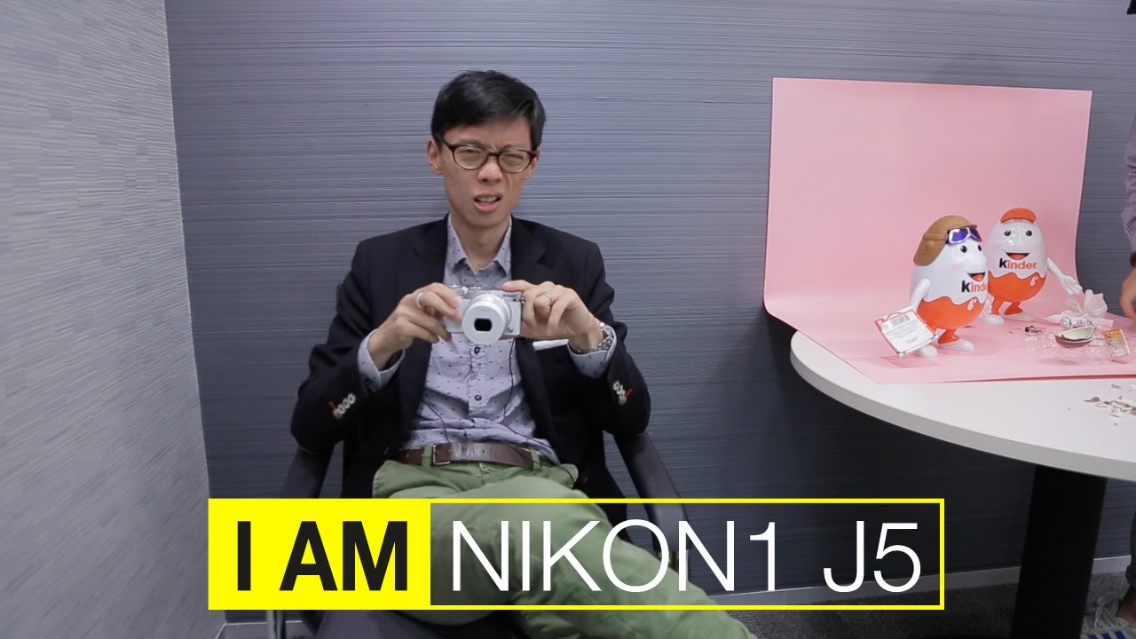 Фотоаппарат Nikon 1 J5 kit 10-30mm f/3.5-5.6 VR белый