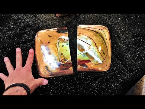 DESTROYING GOLD PLAY BUTTON