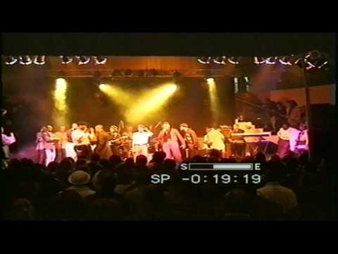 Serge Mabiala et Ferre Gola interprete la chanson Chantal Switzerland