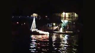 preview picture of video 'Bayou Vista Christmas Boat Parade 12/2009'