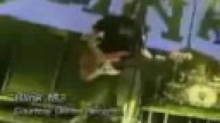 Family Reunion (Live KROQ Almost Acoustic XMAS 2003) - Blink-182