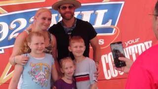 92.3 WIL - Pop Up Concert (Drake White)/ Officer Flamion Benefit
