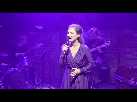 Anastazja Simińska - "Litania" z musicalu Metro - [Live Session]