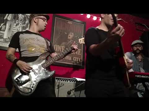 Tratando - La Desgastada