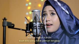 Download lagu Lirik dan Terjemah Hamari adhuri kahani mp3