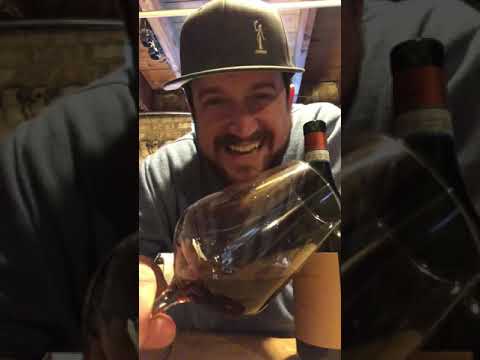 download lagu mp3 mp4 Ghiomo Wine, download lagu Ghiomo Wine gratis, unduh video klip Ghiomo Wine