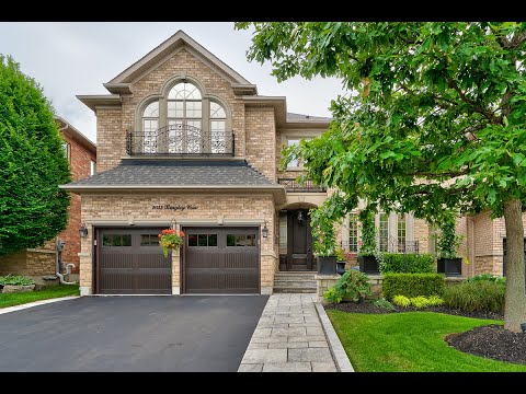 JUST LISTED by BROWN AND KEYES REAL ESTATE! 2033 Bingley Crescent, Oakville