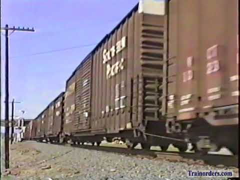 Classic Railroad Series 709 - Southern Pacific at MP465 Cajon Pass. April 11, 1992