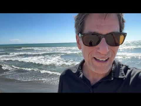 Follow Matt DeLucia as he goes apartment hunting in Grosseto and Marina di Grosseto in Tuscany Italy