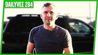 I&#39;M NOT GOOD AT MOVING THE PEPPERONI | DAILYVEE 284