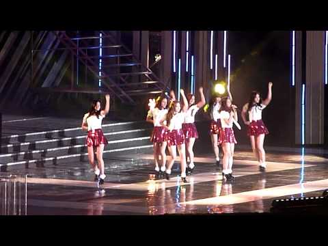 A Pink Hallyu Dream Concert 2011Gyeongju