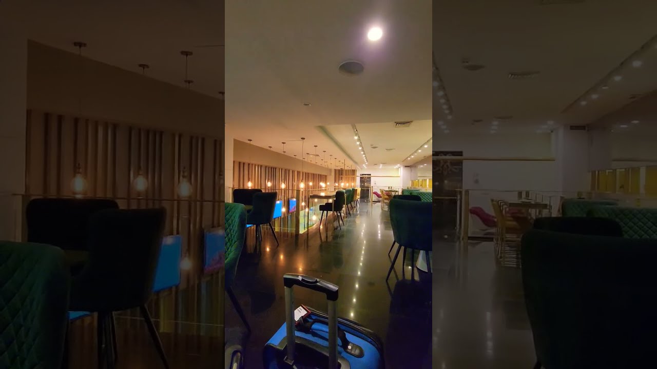 Majestic Lounge