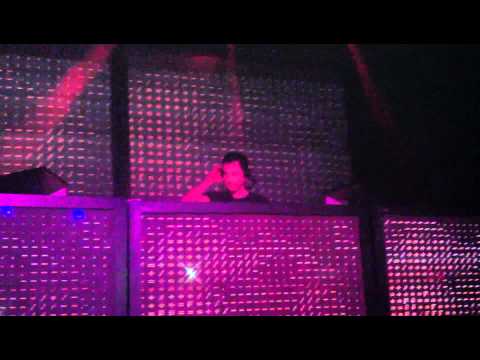 Dubfire Starting his Set at Malta (Sky Club) 07-12-11 HD!!!