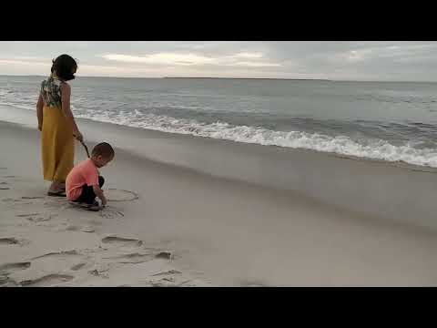 BHAVISHYA NANDHU PLAYING IN BEACH