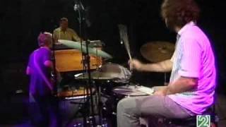 Medeski Martin & Wood, San Sebastian 2005, New Planet HQ.mov