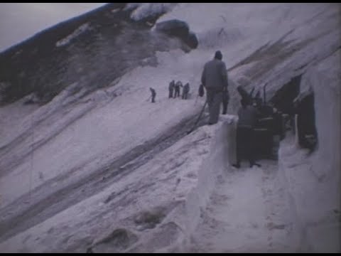 Historische Einblicke Brienz, Schweiz - Archivaufnahmen Brienzer Rothornbahn Schneeraeumung