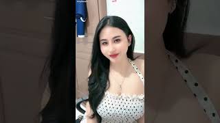 Download lagu Live streaming: Hot curvy MILF, plump and thick 324 mp3