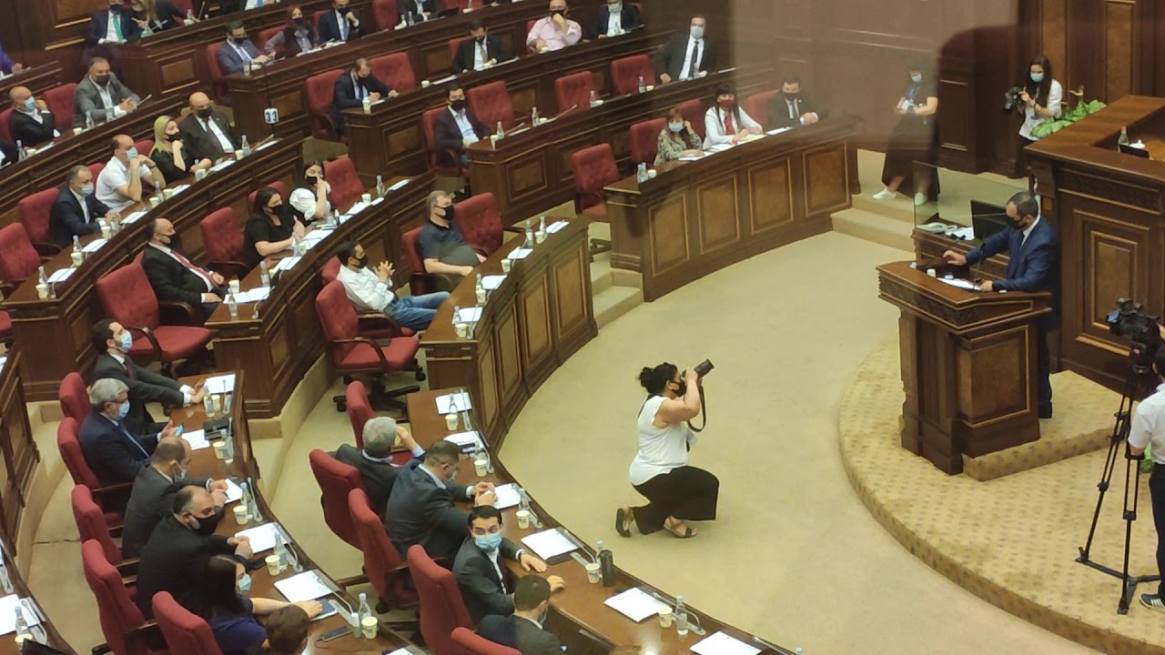 Խնդրում եմ չծվծվալ. Իվետա Տոնոյան