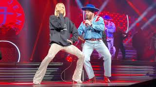 Céline et Bleu Jeans Bleu chantent Coton Ouaté