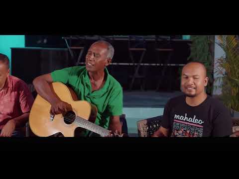 Revy MAHALEO - Medley