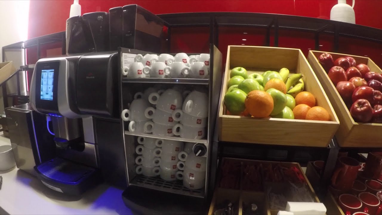 Iberia Velázquez Lounge