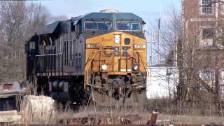 preview picture of video 'Railfanning NS and CSX, Bryan and Deshler, Ohio, Springtime 2013'