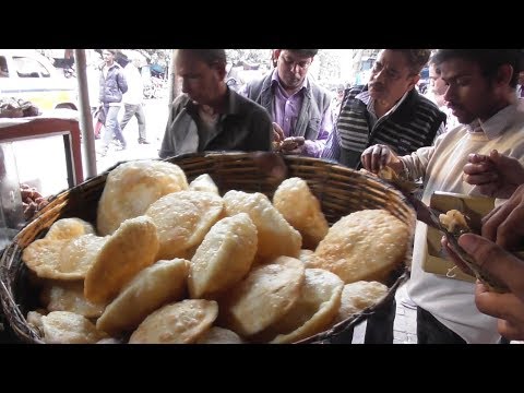 Kachari (Puri) With Veg Curry 4 Rs Per Piece Only | Amazing Street Food Kolkata Video