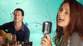 Donna Loren - "It Only Hurts When I Cry" (2009)