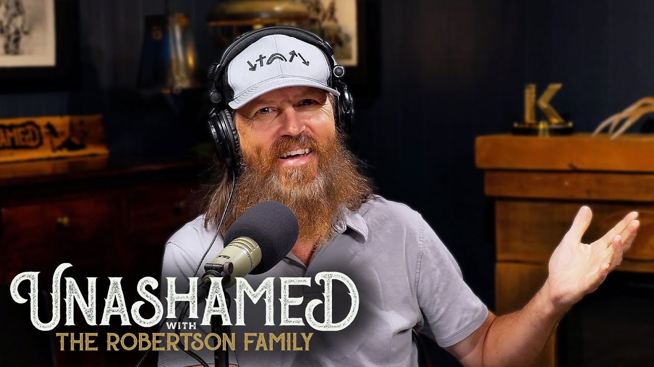Ep 1130 | Jase Shows His Age in Some Embarrassing Ways & What Does ‘Perfect Love’ Even Mean?